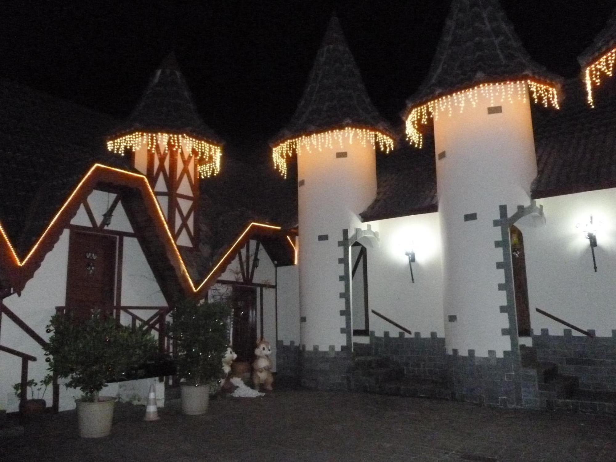 Pousada Dos Esquilos Campos do Jordão Екстериор снимка